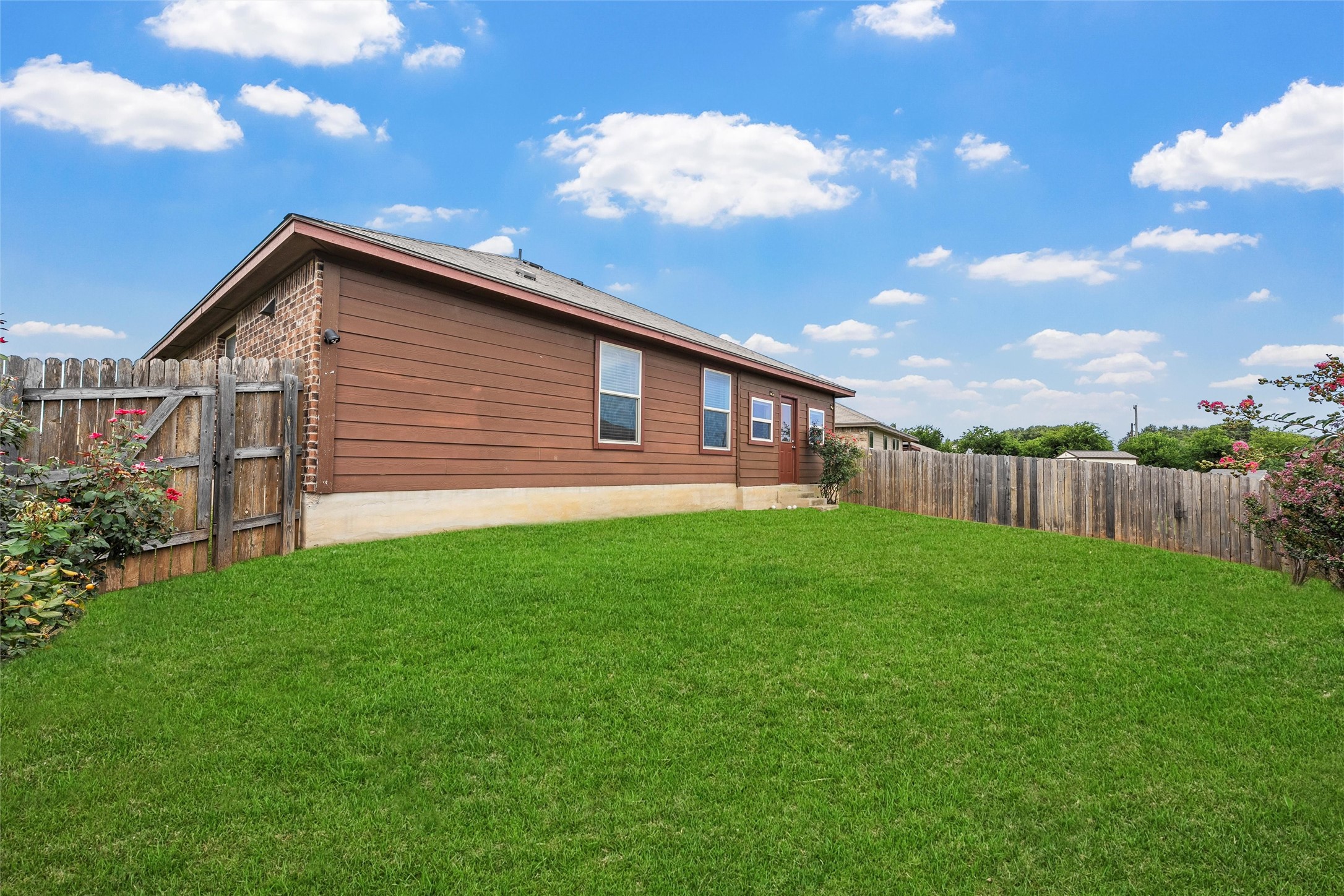 2700 Gilchrist Drive Lorena TX 76655
