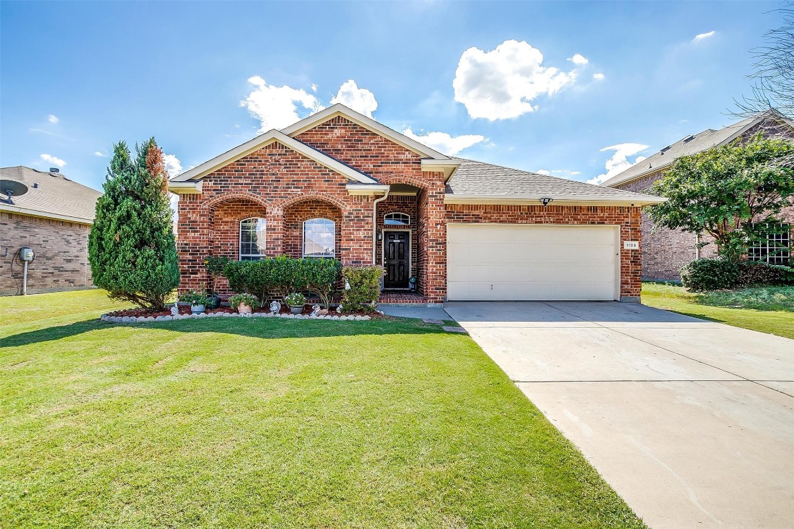 1109 Mourning Dove Drive Burleson TX 76028
