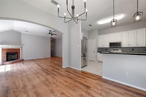 8737 San Joaquin Trail Fort Worth TX 76118