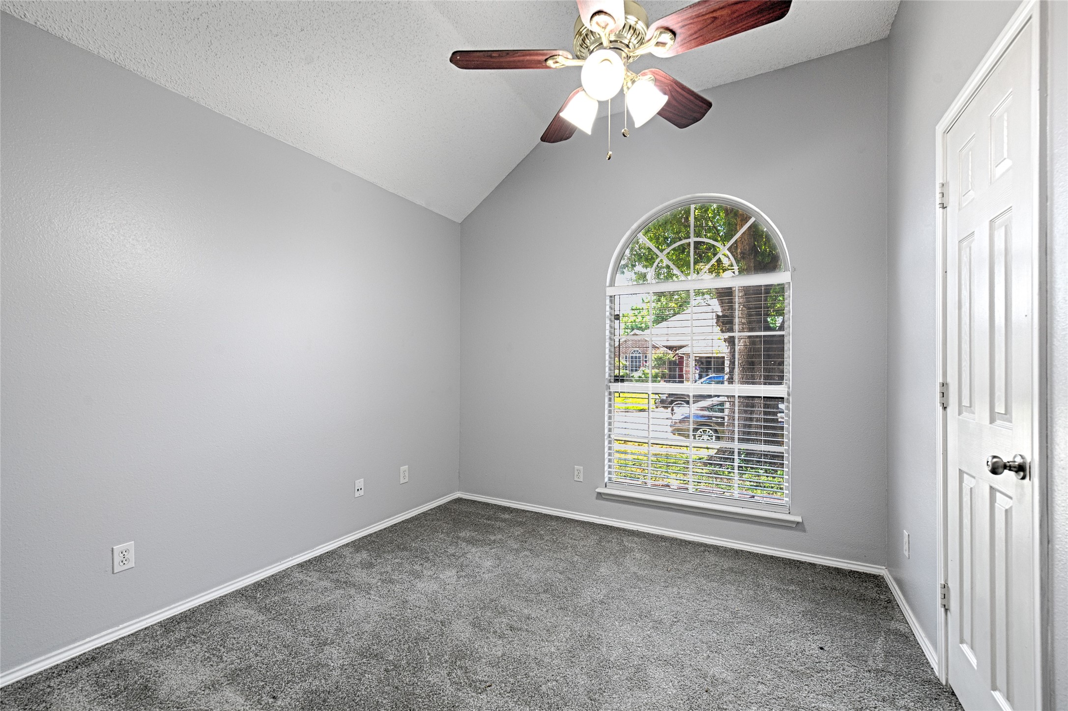 8737 San Joaquin Trail Fort Worth TX 76118