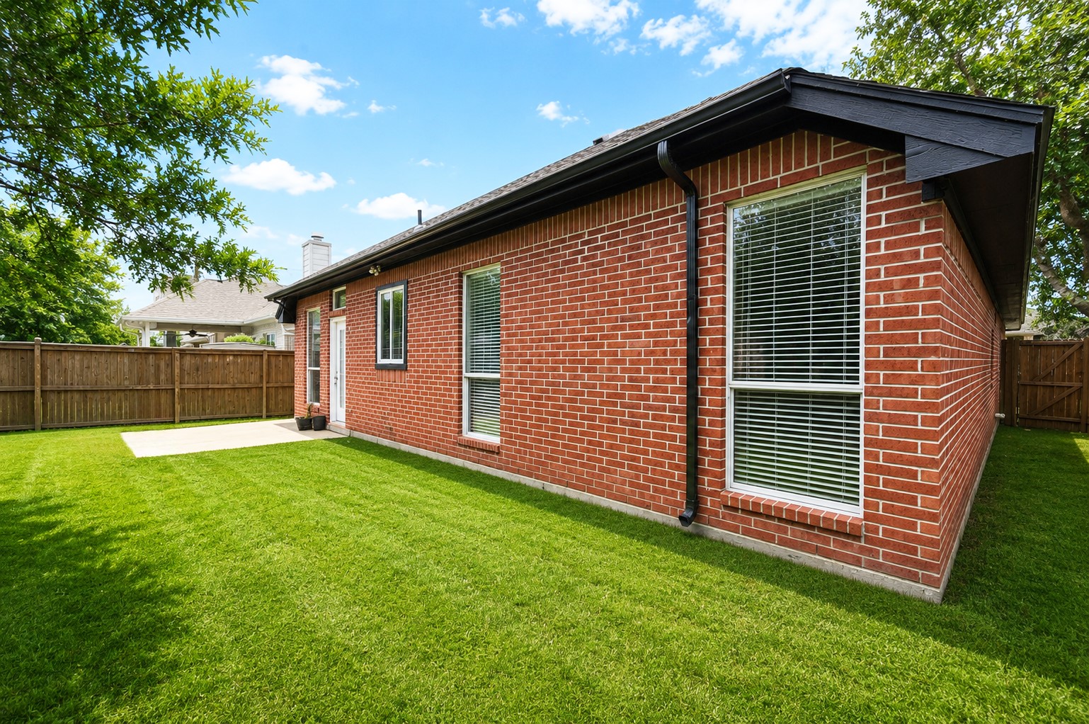 8737 San Joaquin Trail Fort Worth TX 76118