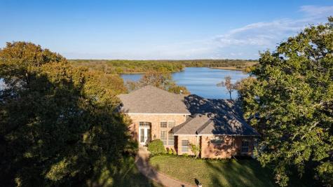 1144 N Pleasant Hill Road Axtell TX 76624