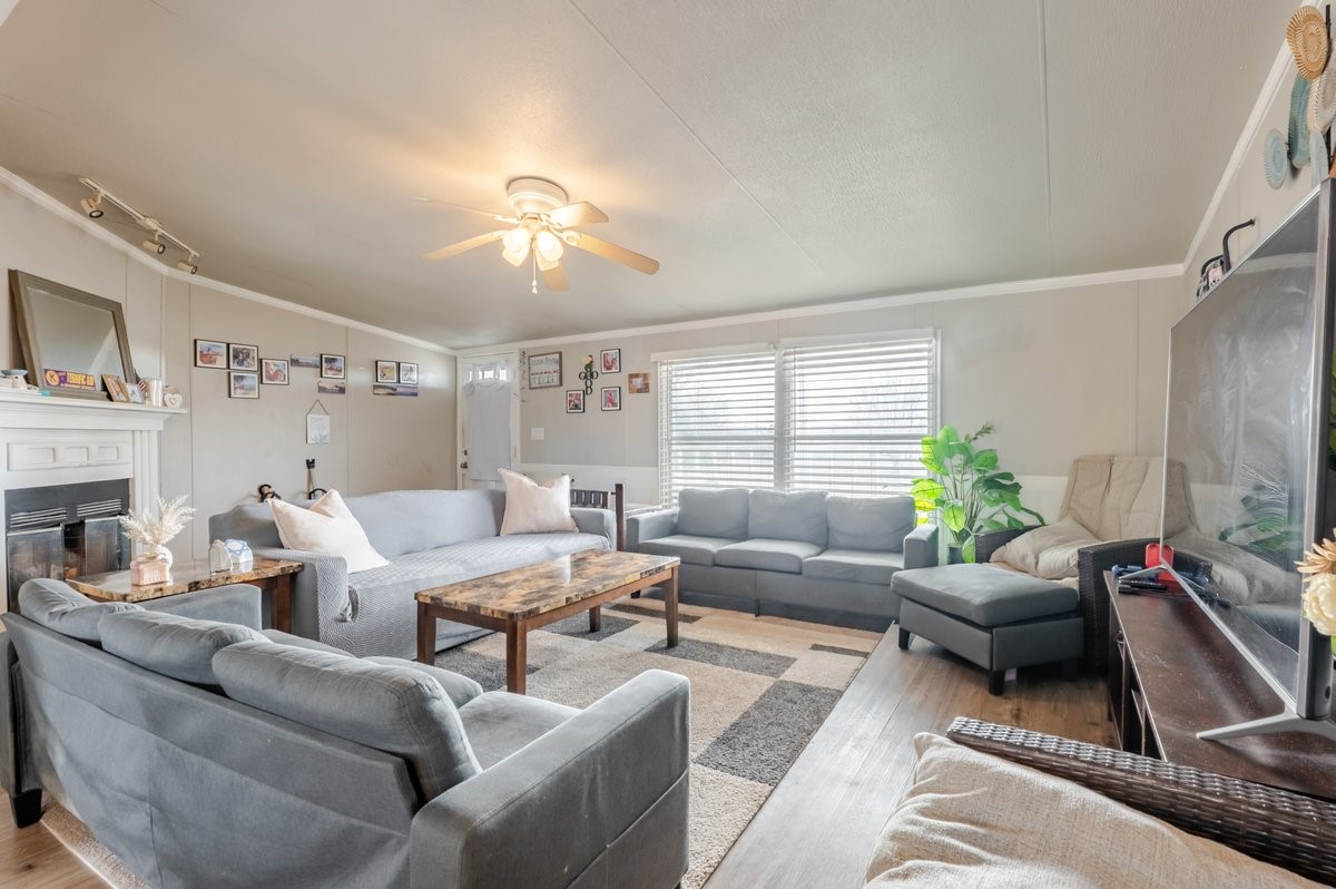 5206 Buttercup Court Granbury TX 76049