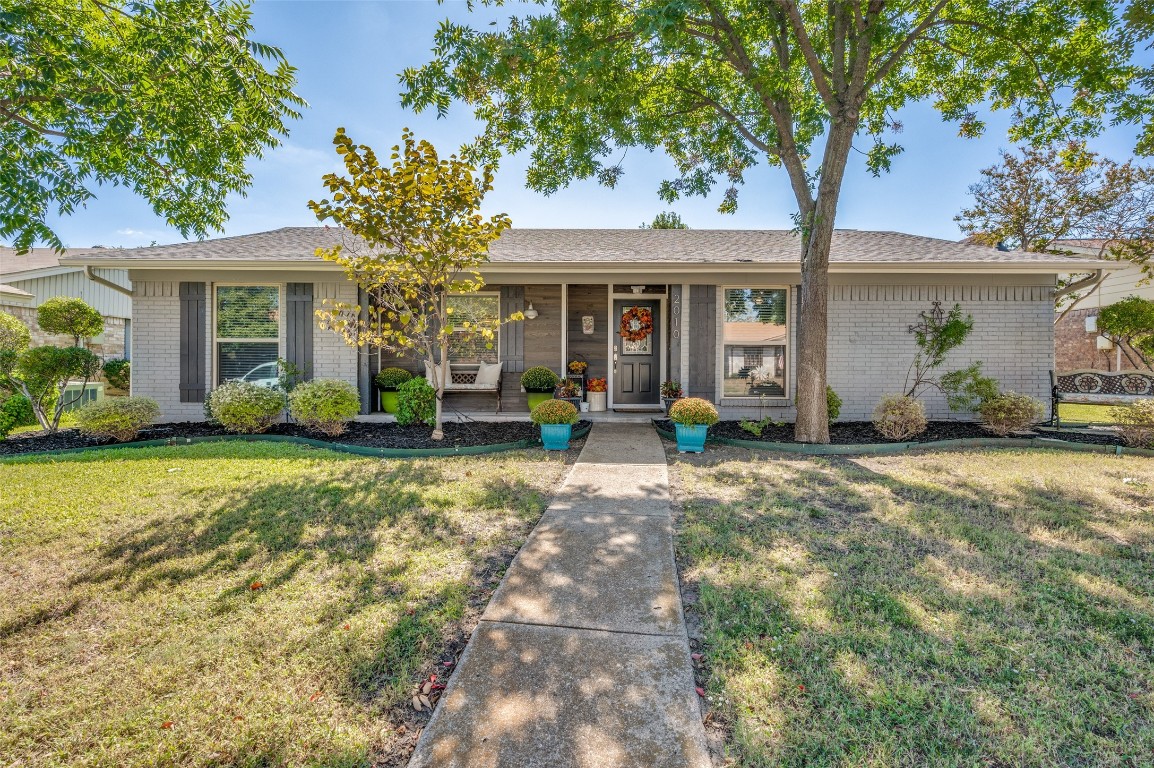 2010 Village Crest Drive Garland TX 75044