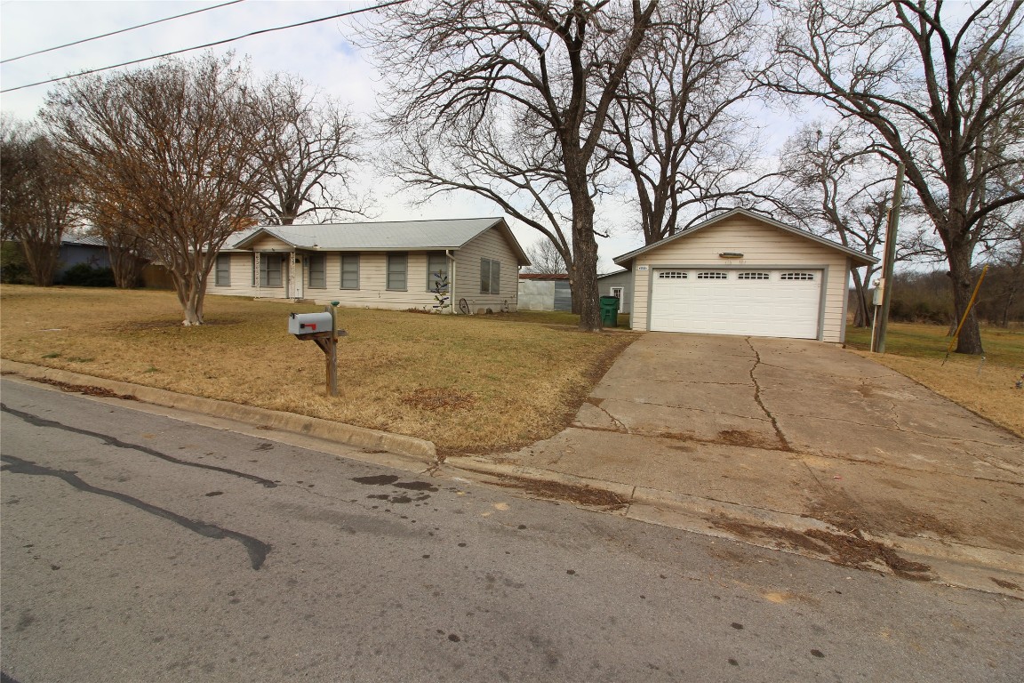 507 W 9th Street Kemp TX 75143