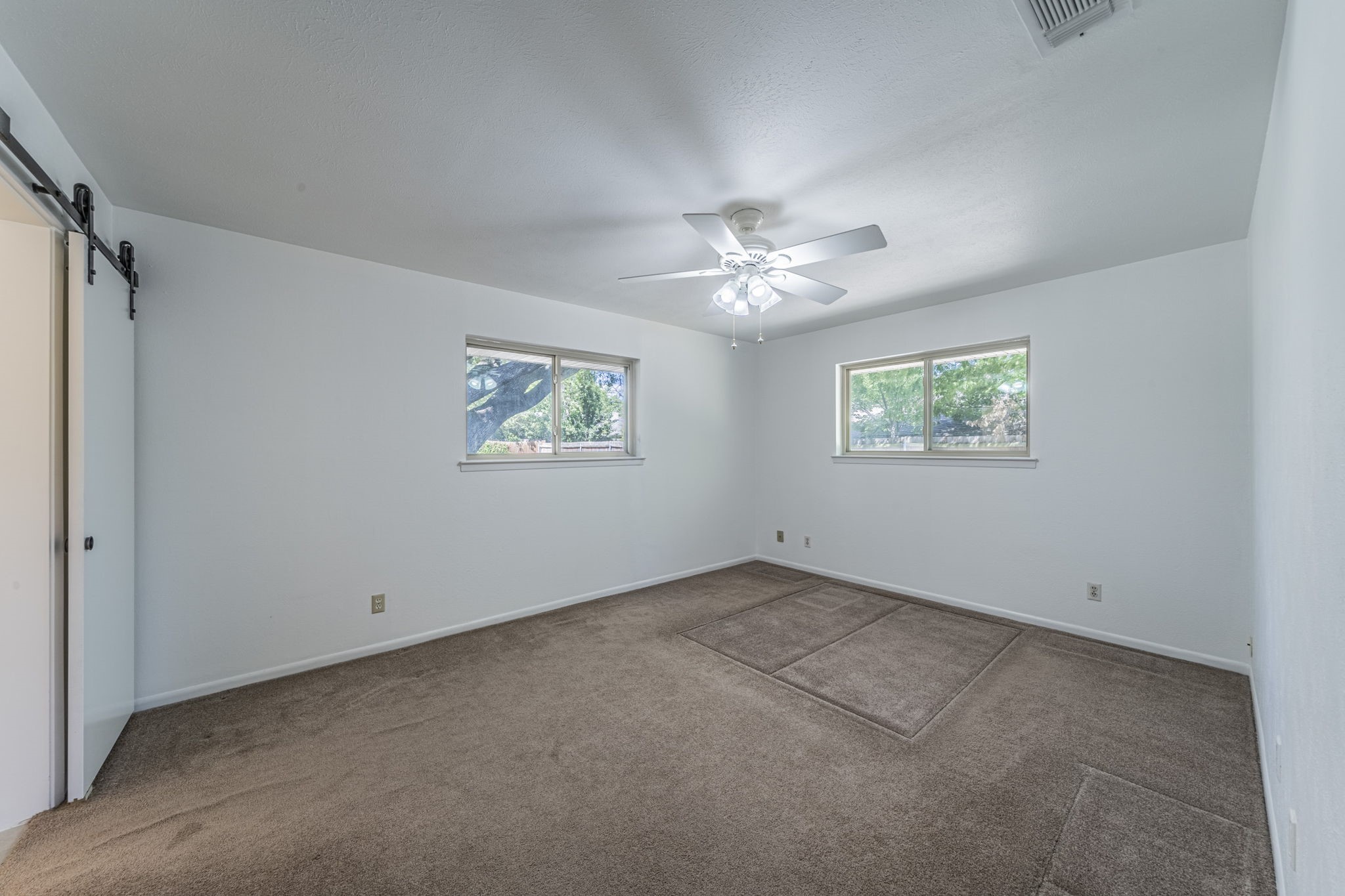 2422 Greenwood Drive Grand Prairie TX 75050