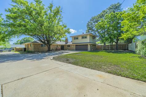2422 Greenwood Drive Grand Prairie TX 75050