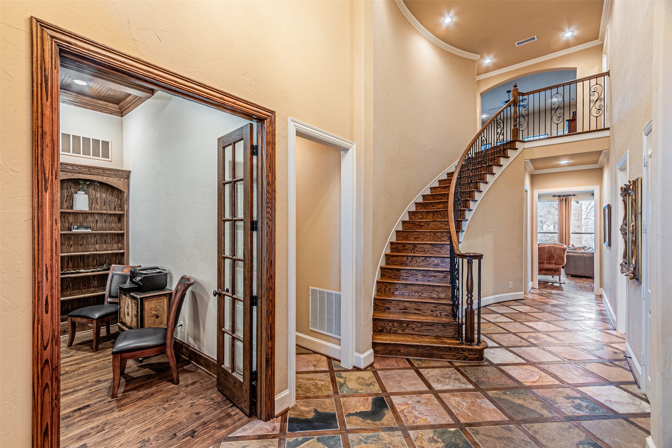 1604 Pecan Point Drive Mckinney TX 75072