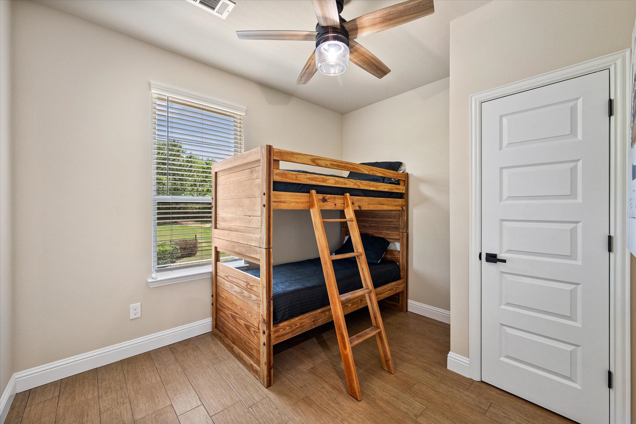 144 Oak Hills Drive Mabank TX 75156