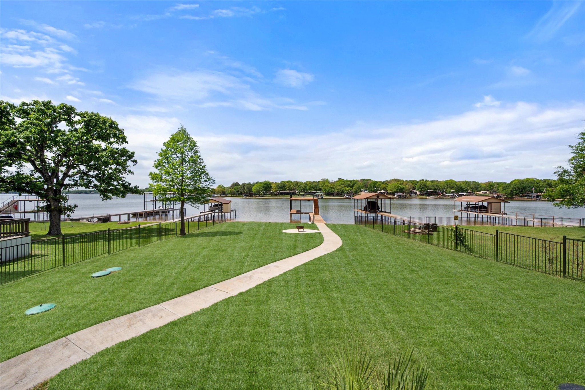 144 Oak Hills Drive Mabank TX 75156