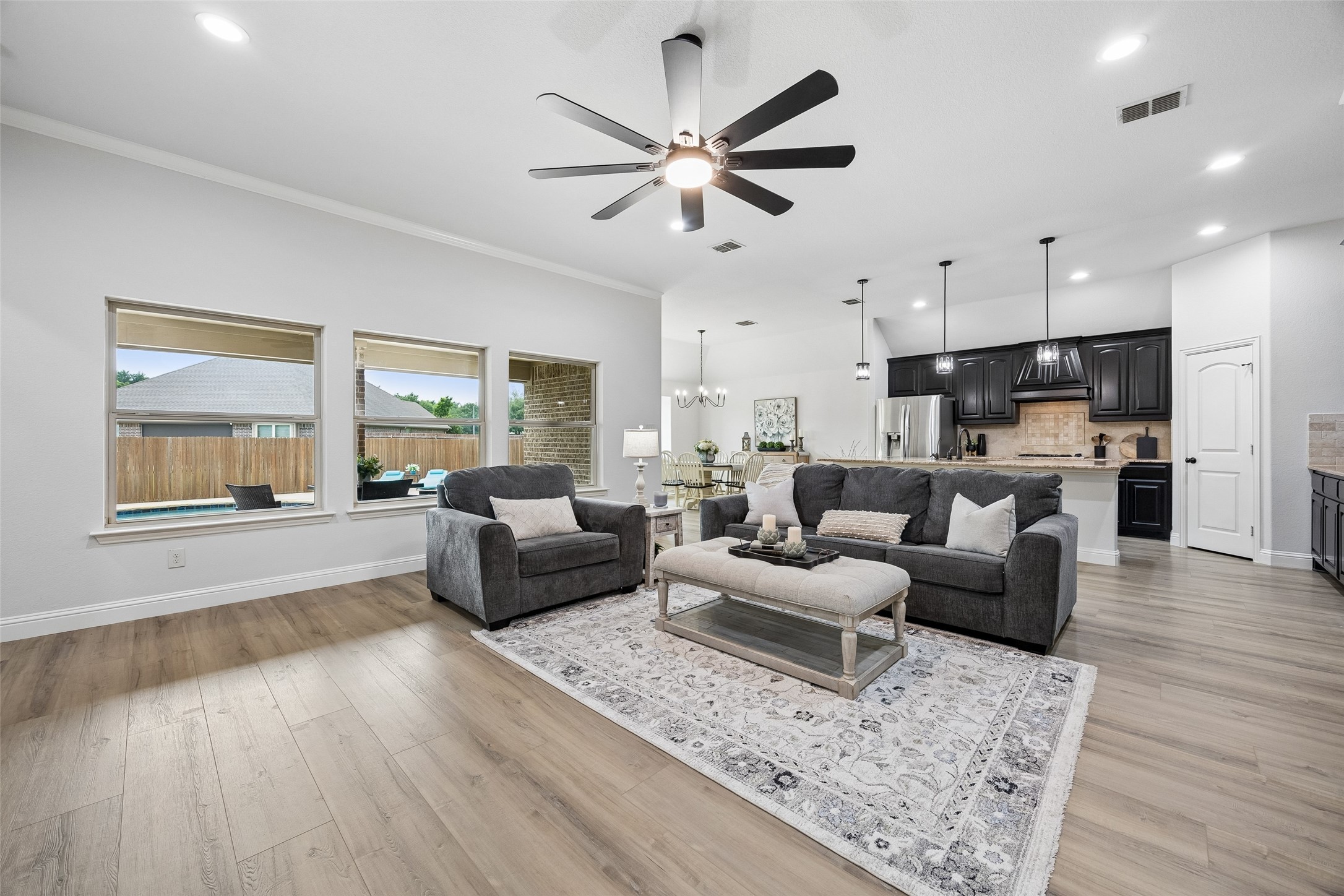 217 Hawks Ridge Trail Burleson TX 76028