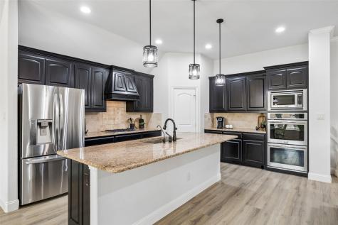 217 Hawks Ridge Trail Burleson TX 76028
