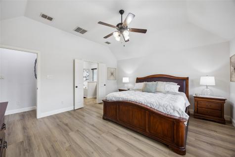 217 Hawks Ridge Trail Burleson TX 76028
