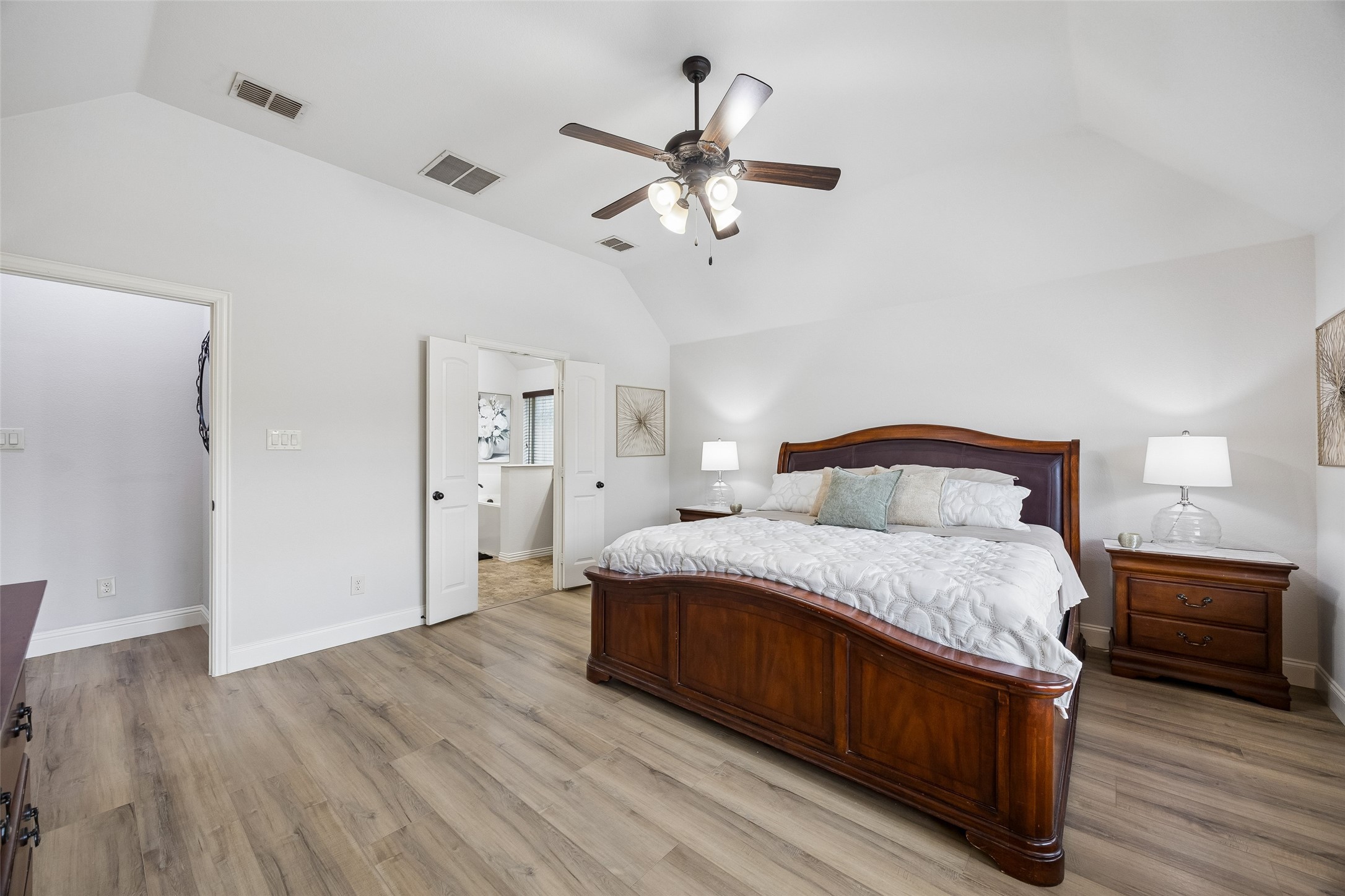 217 Hawks Ridge Trail Burleson TX 76028