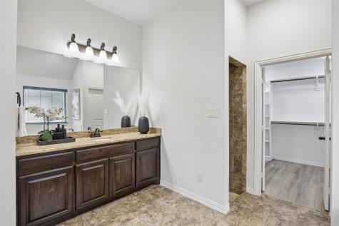 217 Hawks Ridge Trail Burleson TX 76028