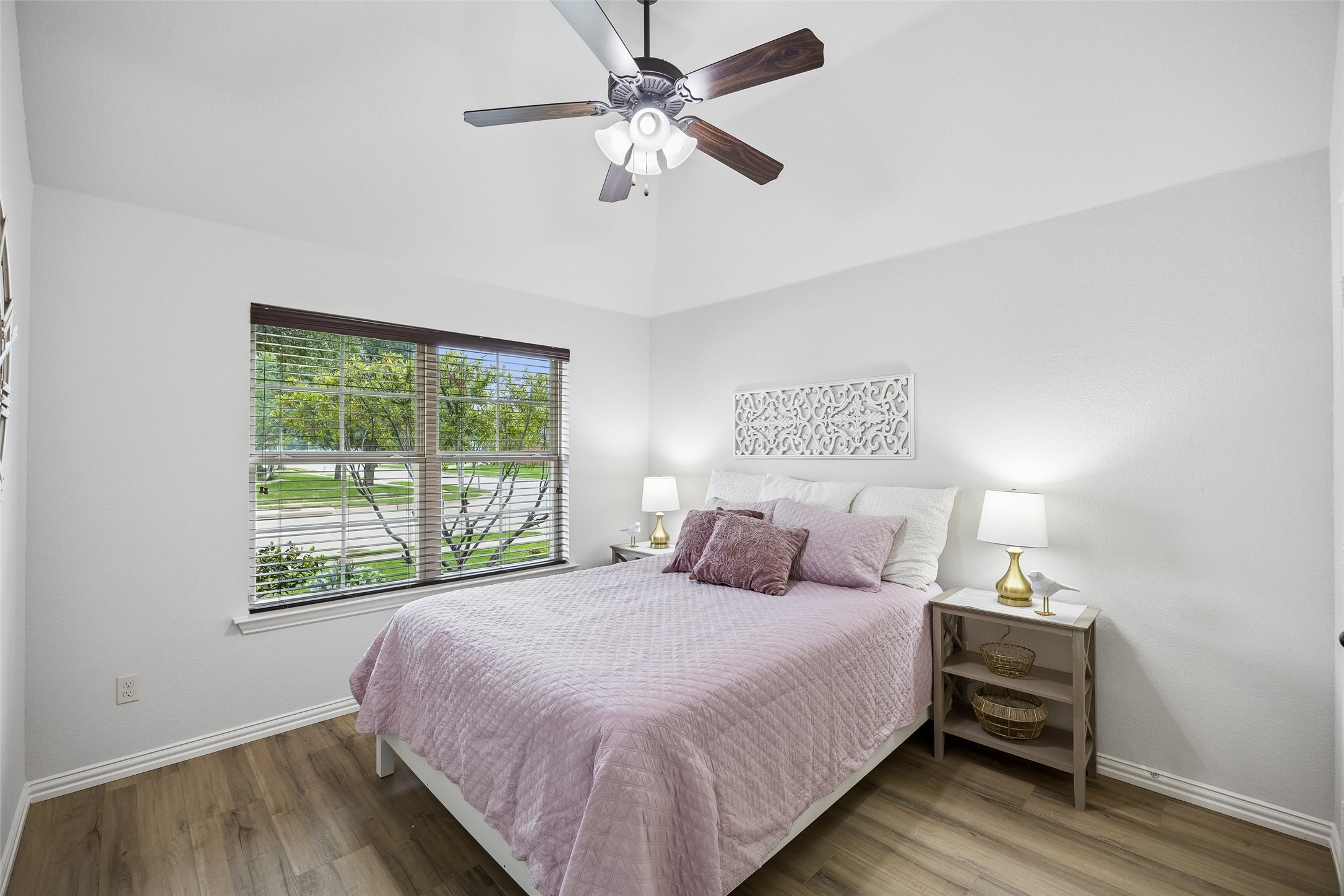 217 Hawks Ridge Trail Burleson TX 76028