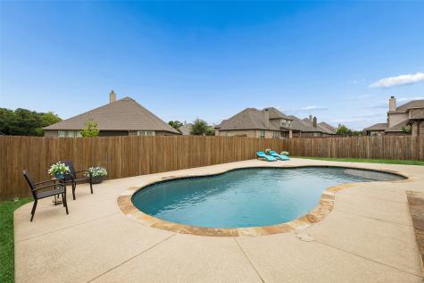 217 Hawks Ridge Trail Burleson TX 76028