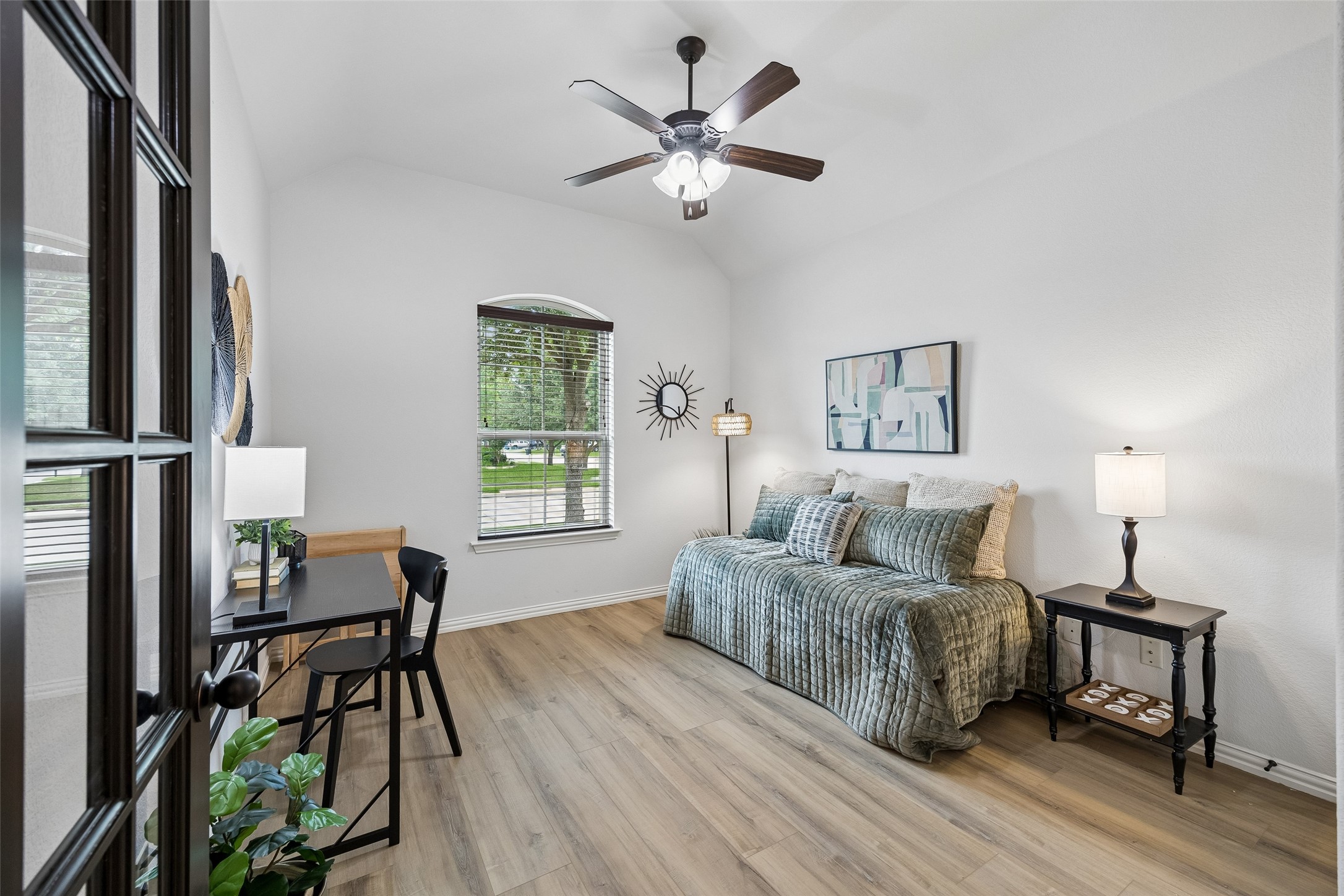 217 Hawks Ridge Trail Burleson TX 76028
