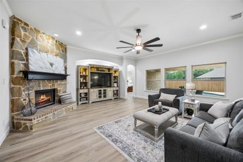 217 Hawks Ridge Trail Burleson TX 76028