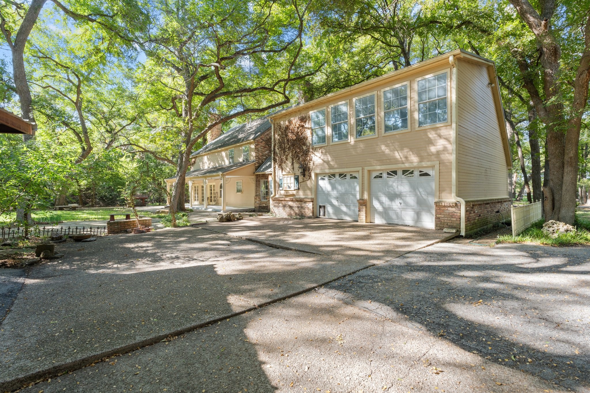 8201 E Bankhead Highway Willow Park TX 76008
