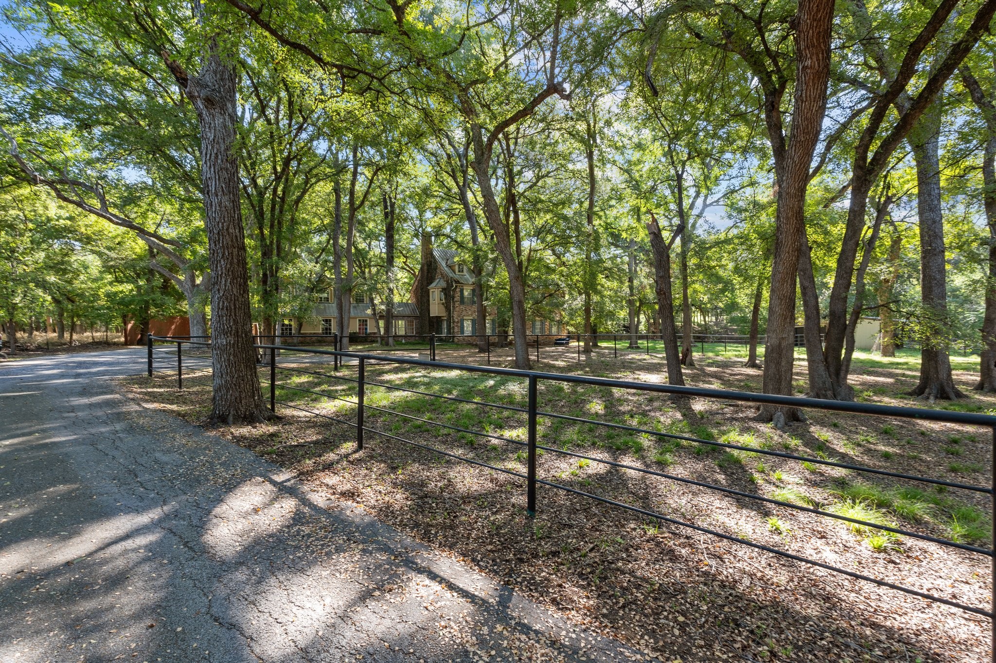8201 E Bankhead Highway Willow Park TX 76008