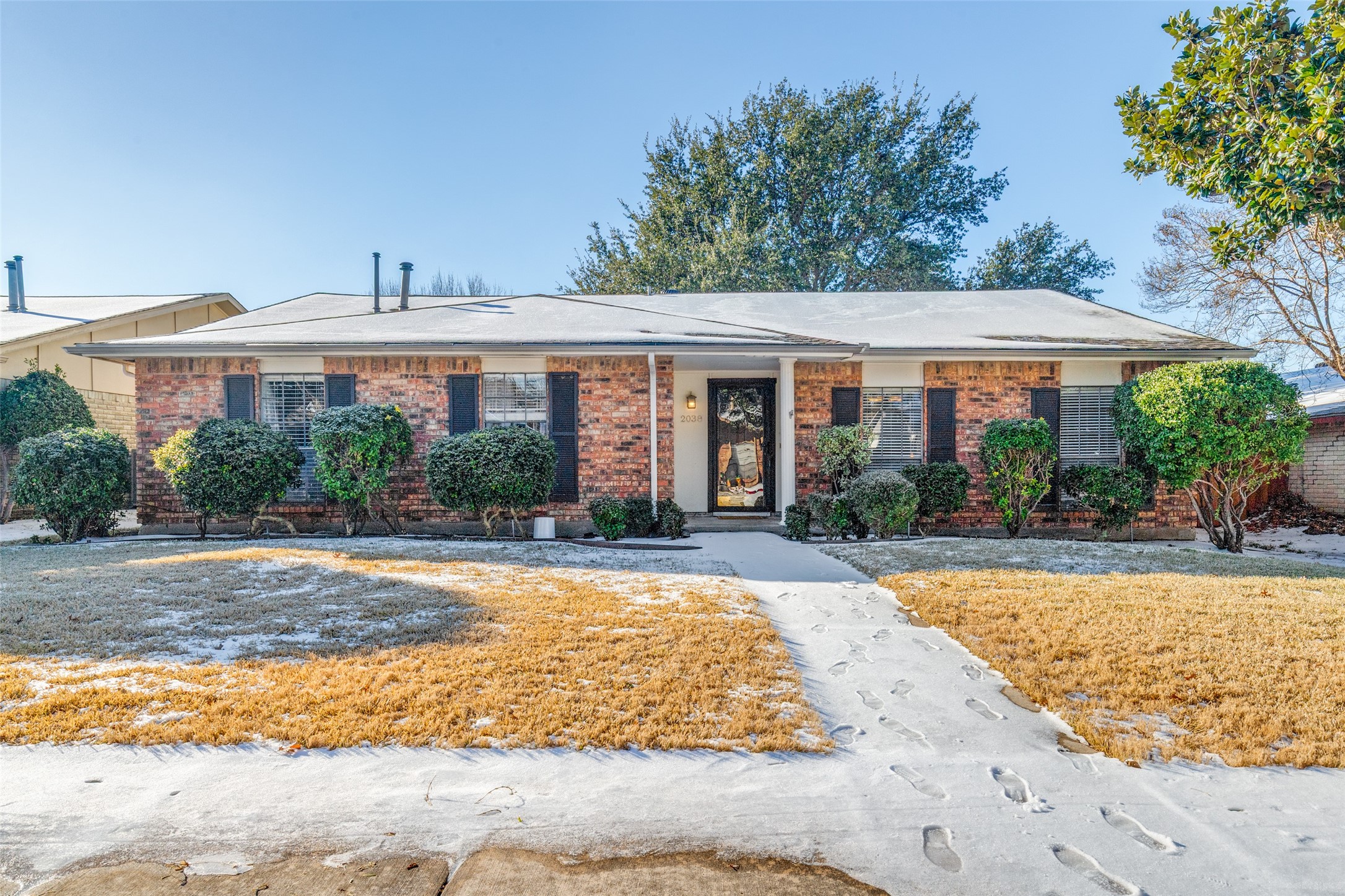 2038 Christie Lane Carrollton TX 75007
