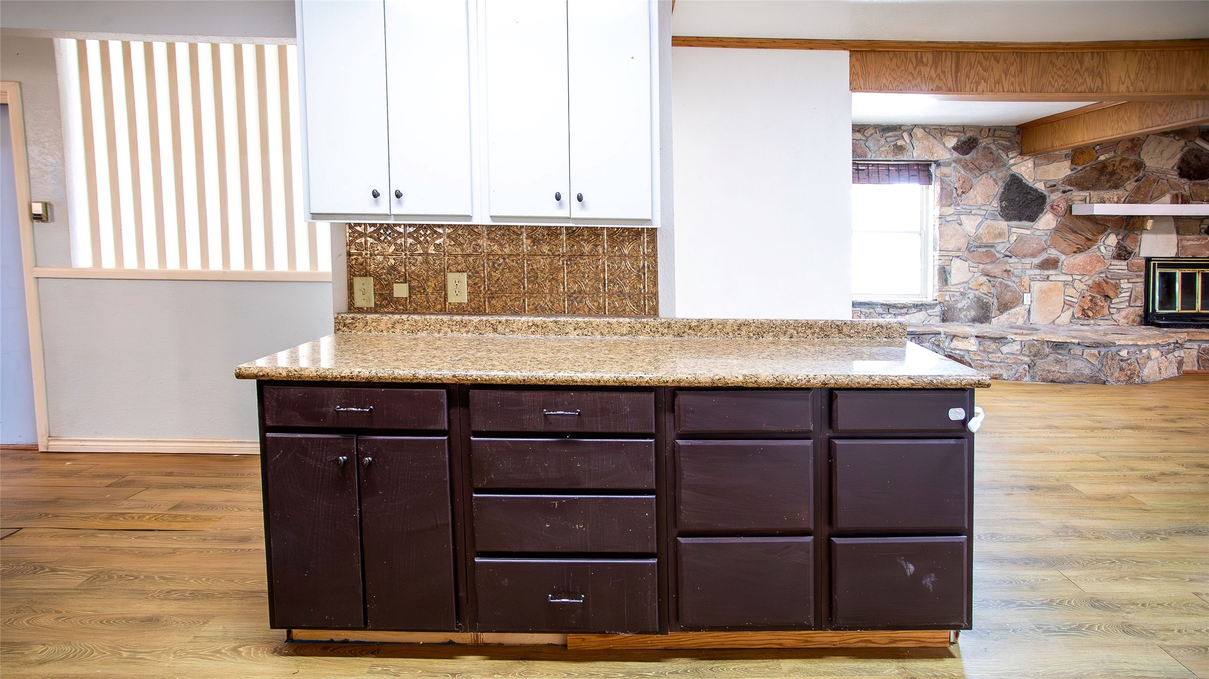 1116 W Howard Olney TX 76374