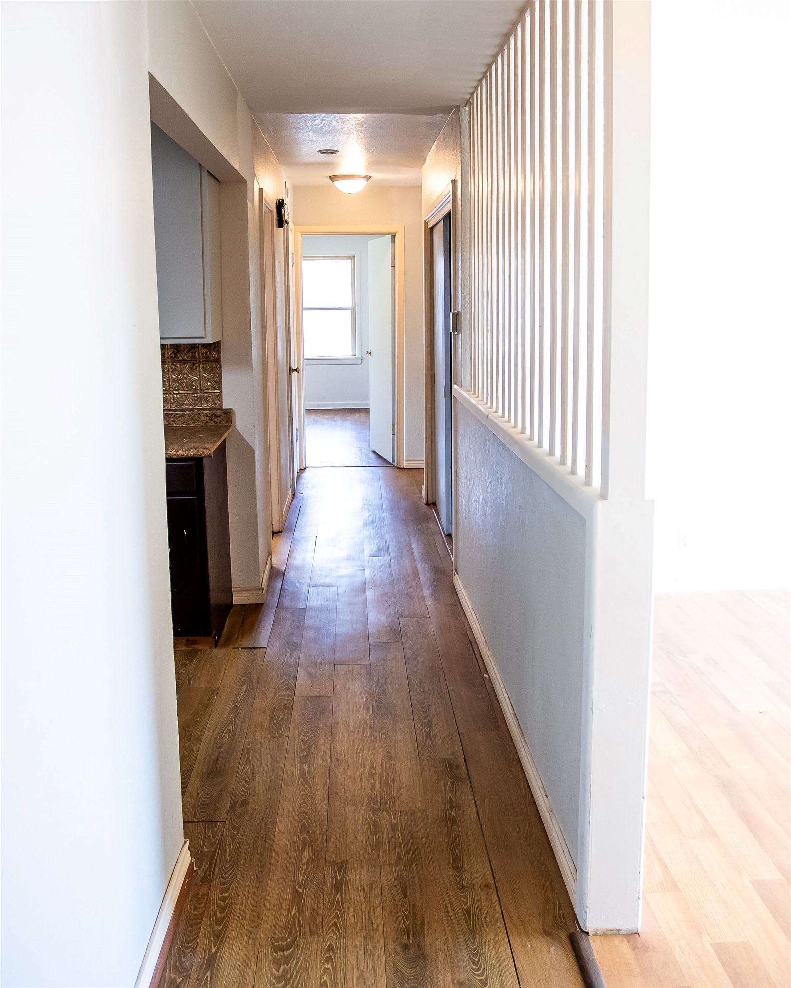 1116 W Howard Olney TX 76374
