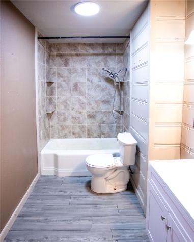 1116 W Howard Olney TX 76374
