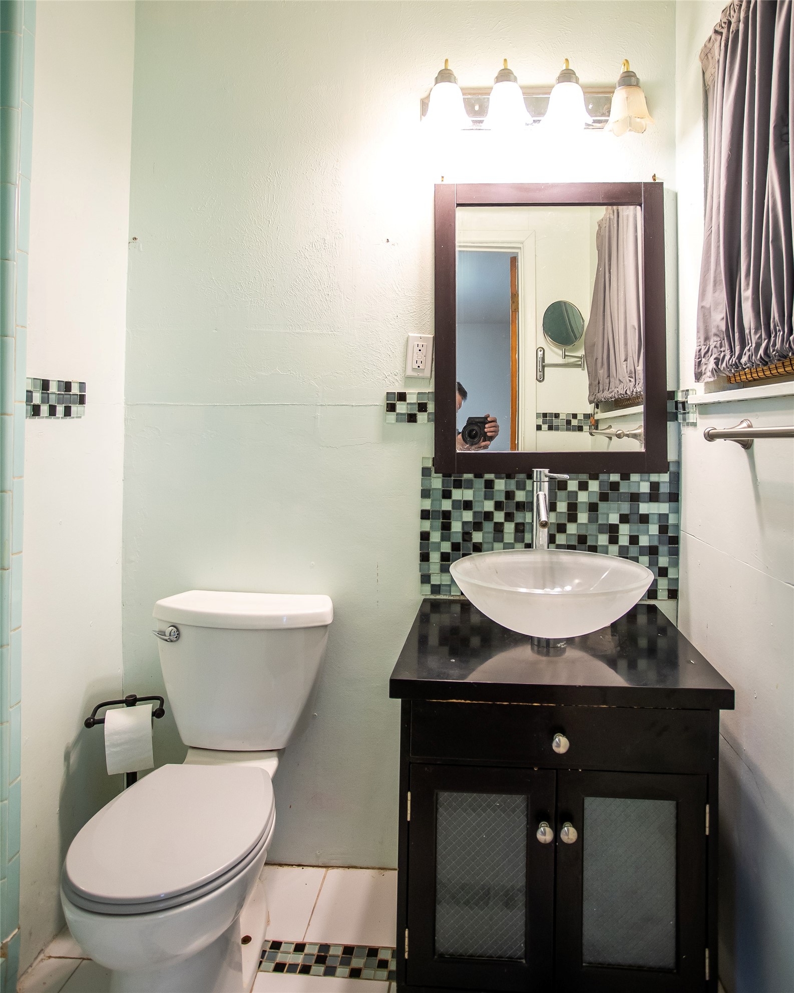 1116 W Howard Olney TX 76374