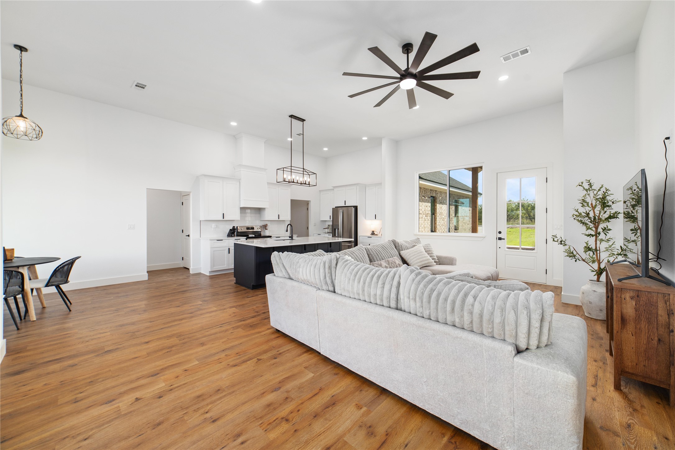 7702 Feather Bay Boulevard Boulevard Brownwood TX 76801