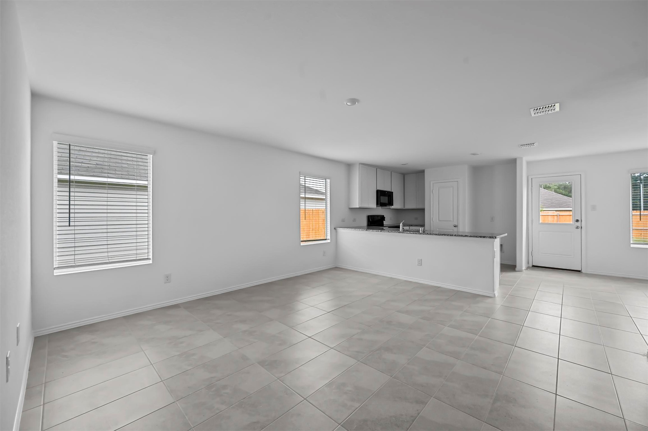 1737 Overall Lane Dallas TX 75253