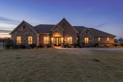 2416 Sweeping Meadows Lane Cedar Hill TX 75104
