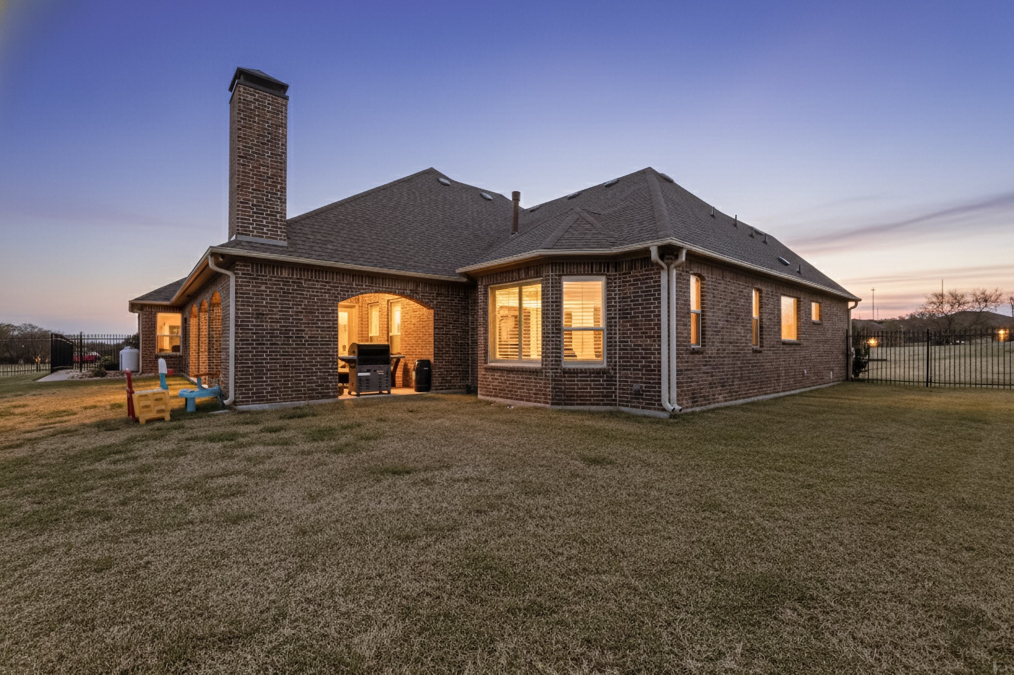 2416 Sweeping Meadows Lane Cedar Hill TX 75104