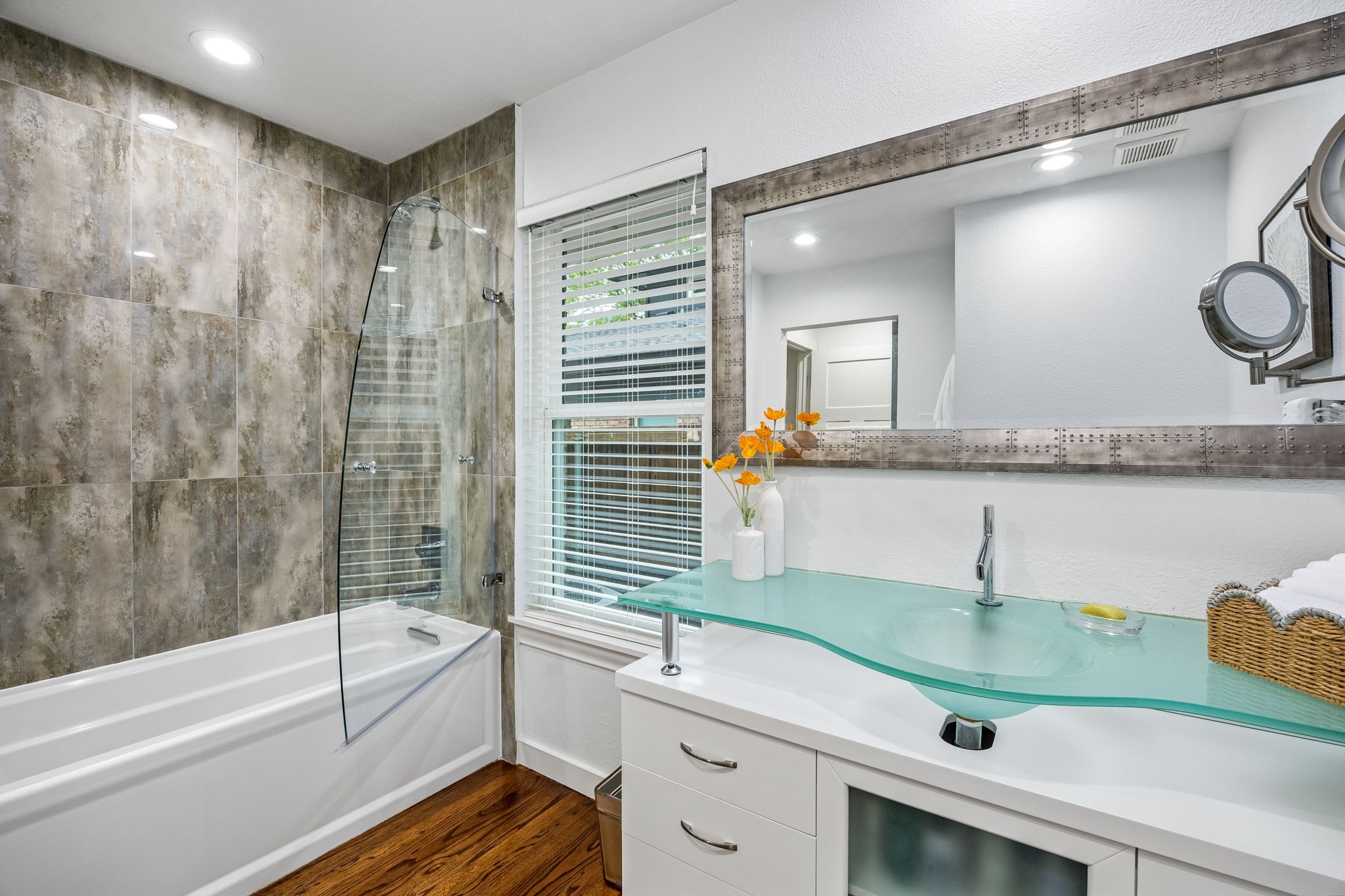 6452 Lange Circle Dallas TX 75214
