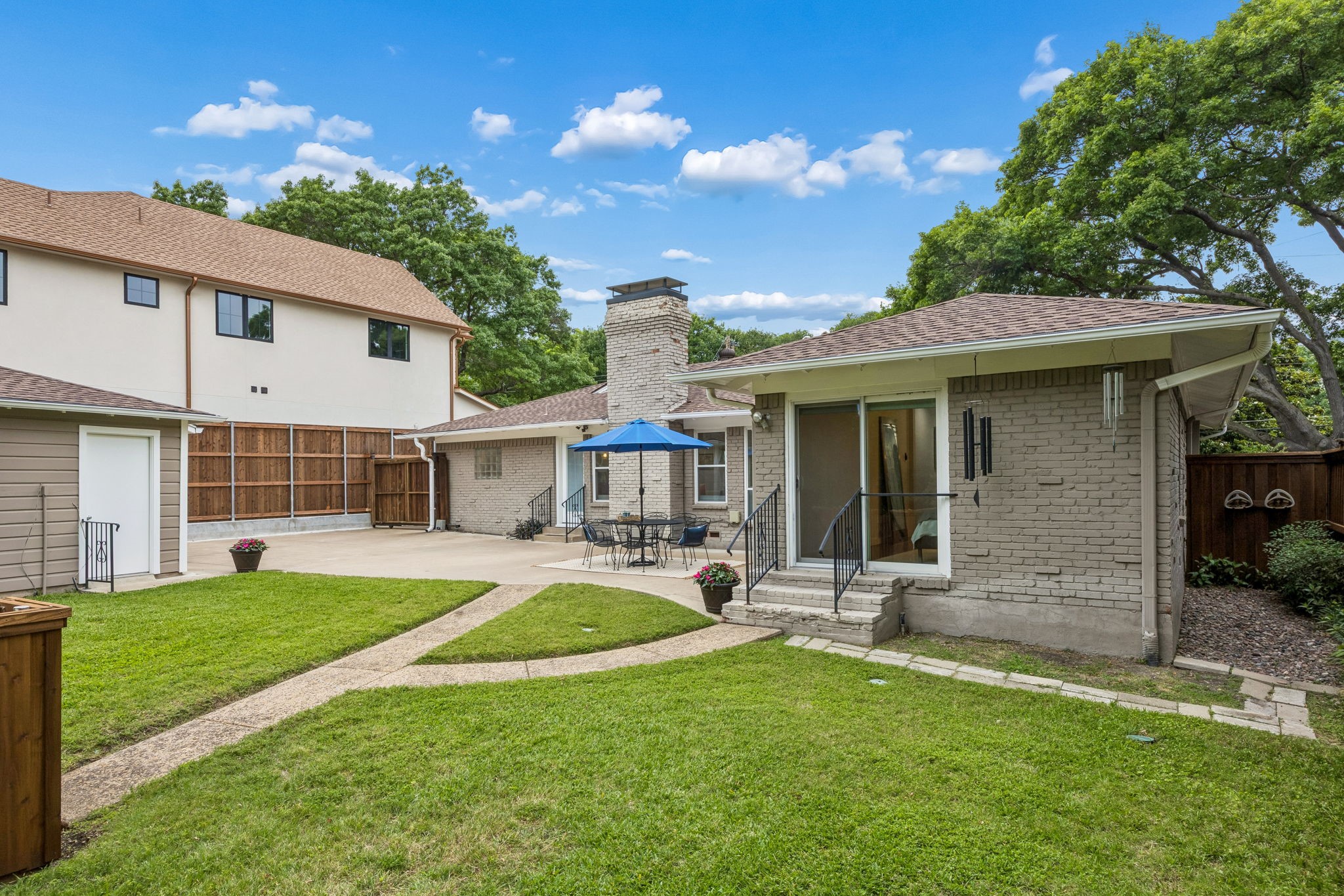6452 Lange Circle Dallas TX 75214