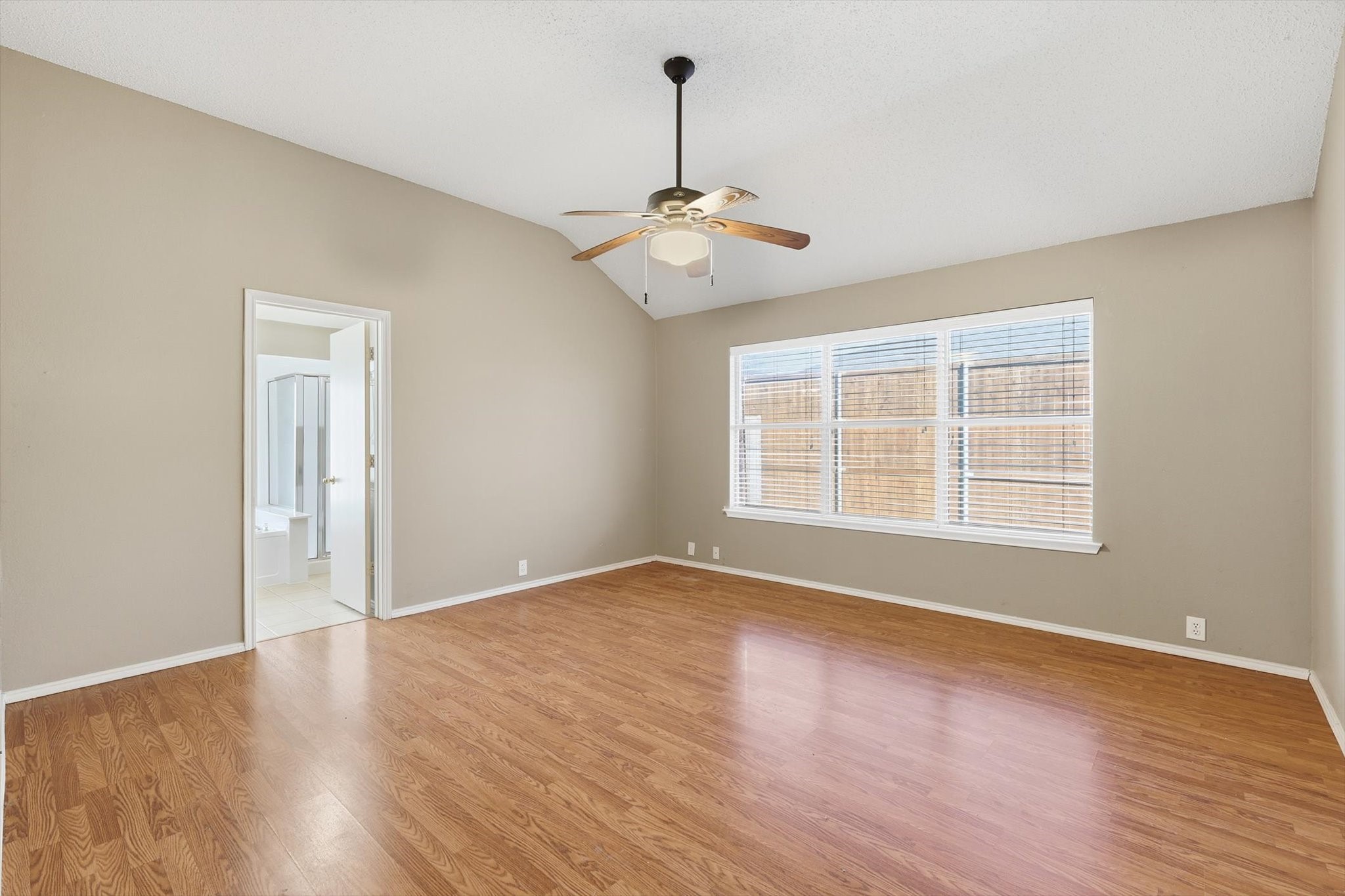 739 Thousand Oaks Drive Lake Dallas TX 75065
