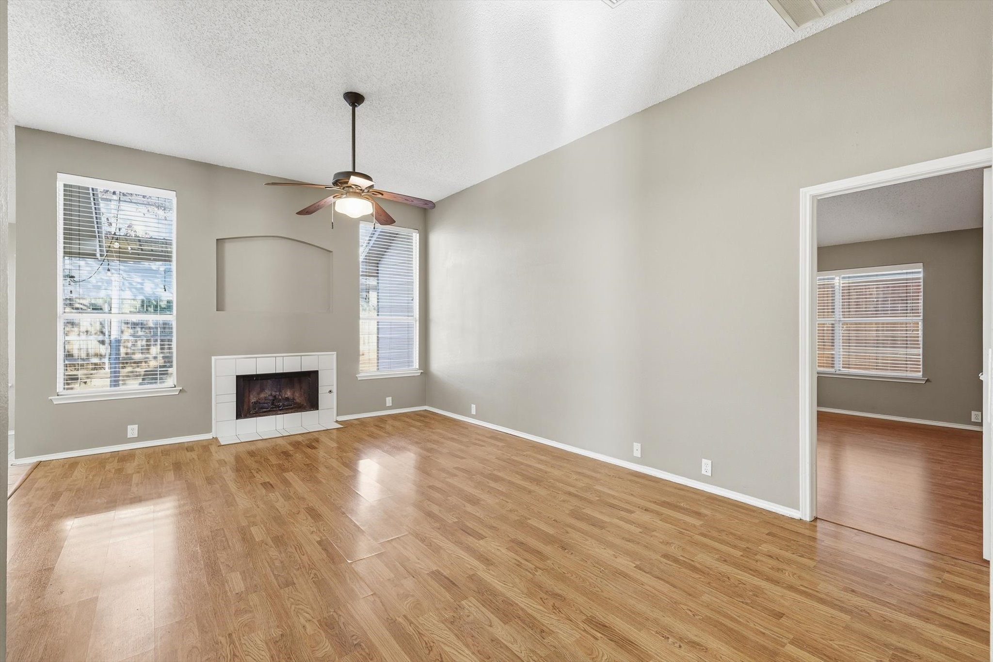 739 Thousand Oaks Drive Lake Dallas TX 75065