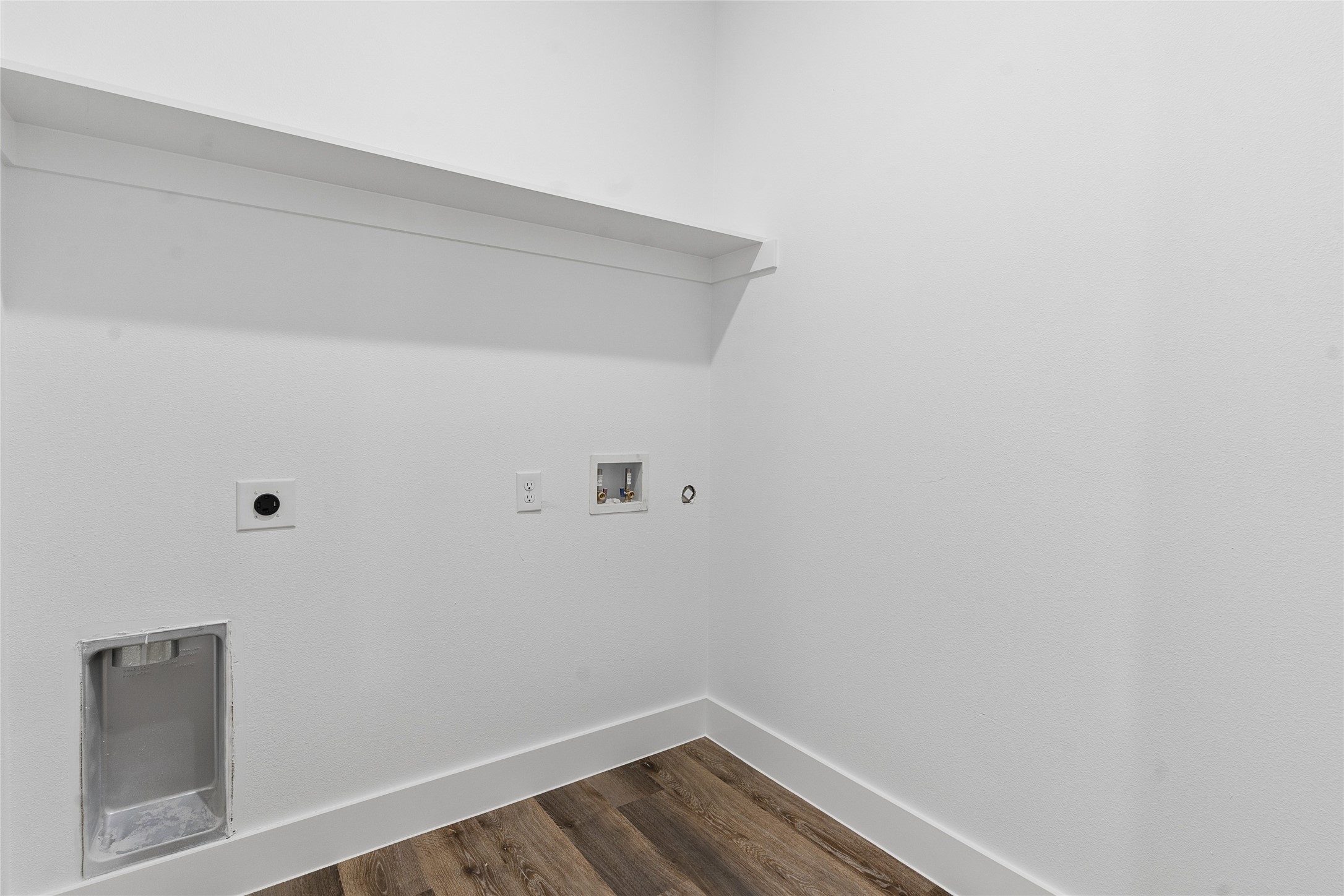 2939 Alaska Avenue Dallas TX 75216