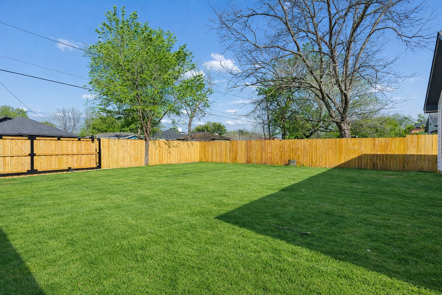 2939 Alaska Avenue Dallas TX 75216