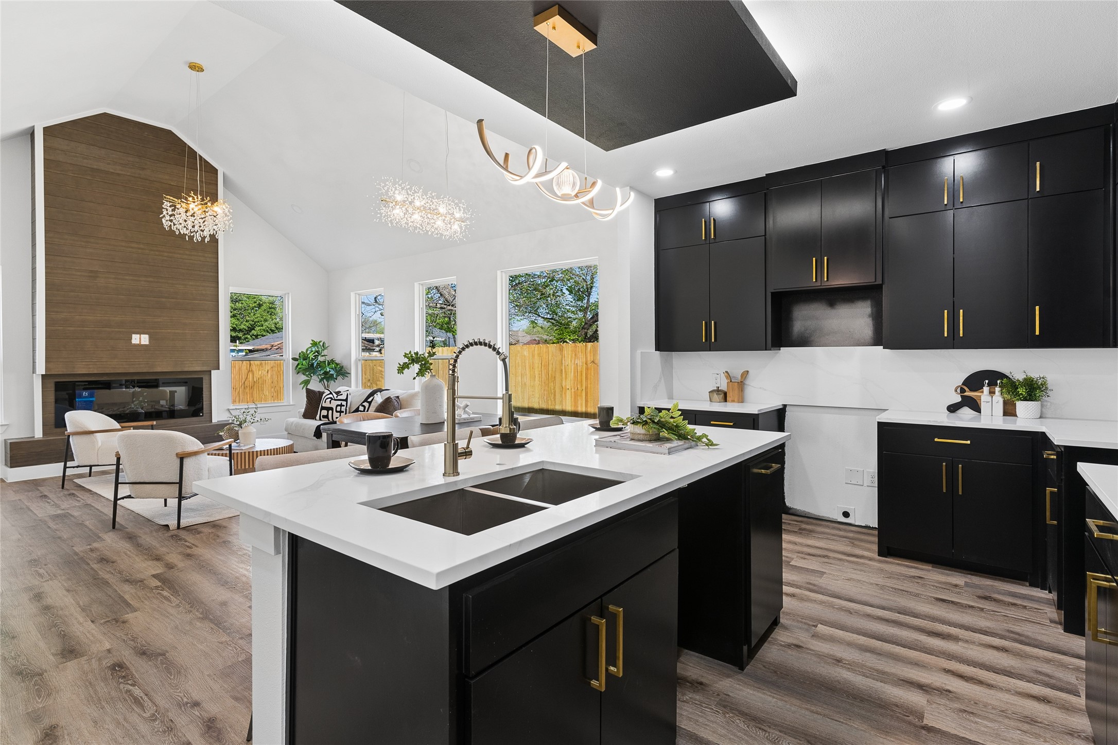 2939 Alaska Avenue Dallas TX 75216