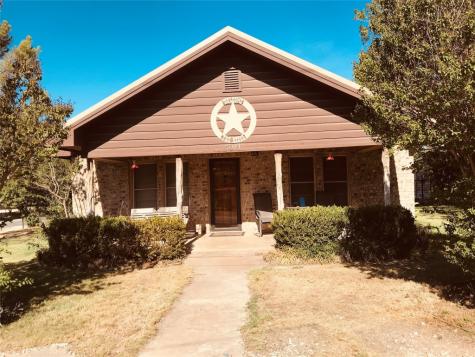 501 N Avenue F Cross Plains TX 76443