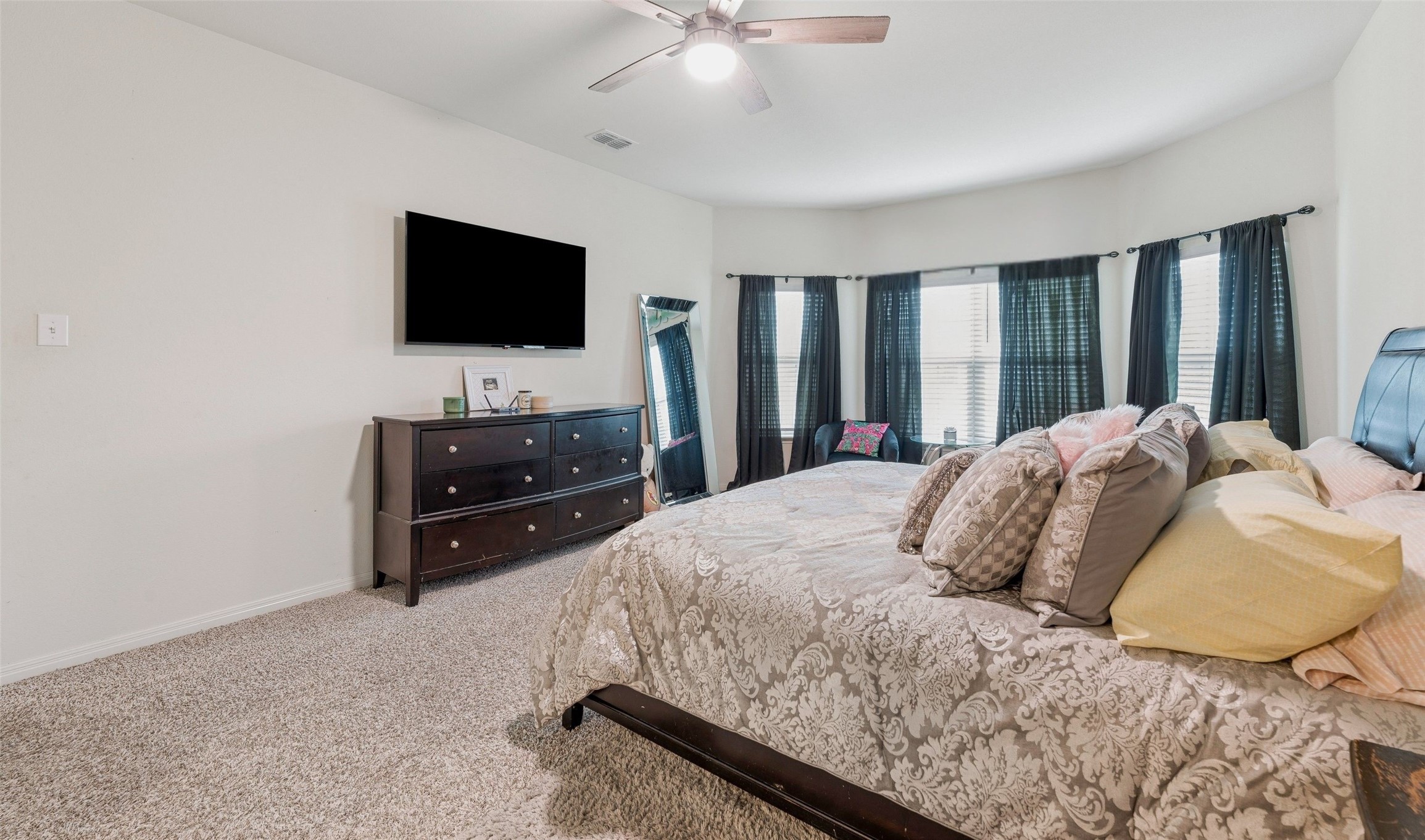 8212 Buck Mountain Pass Fort Worth TX 76179