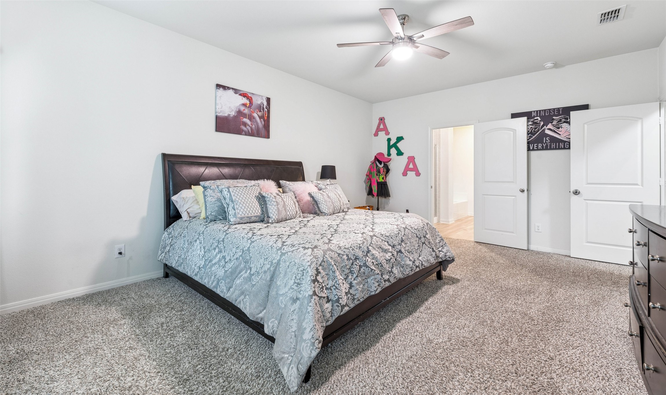 8212 Buck Mountain Pass Fort Worth TX 76179