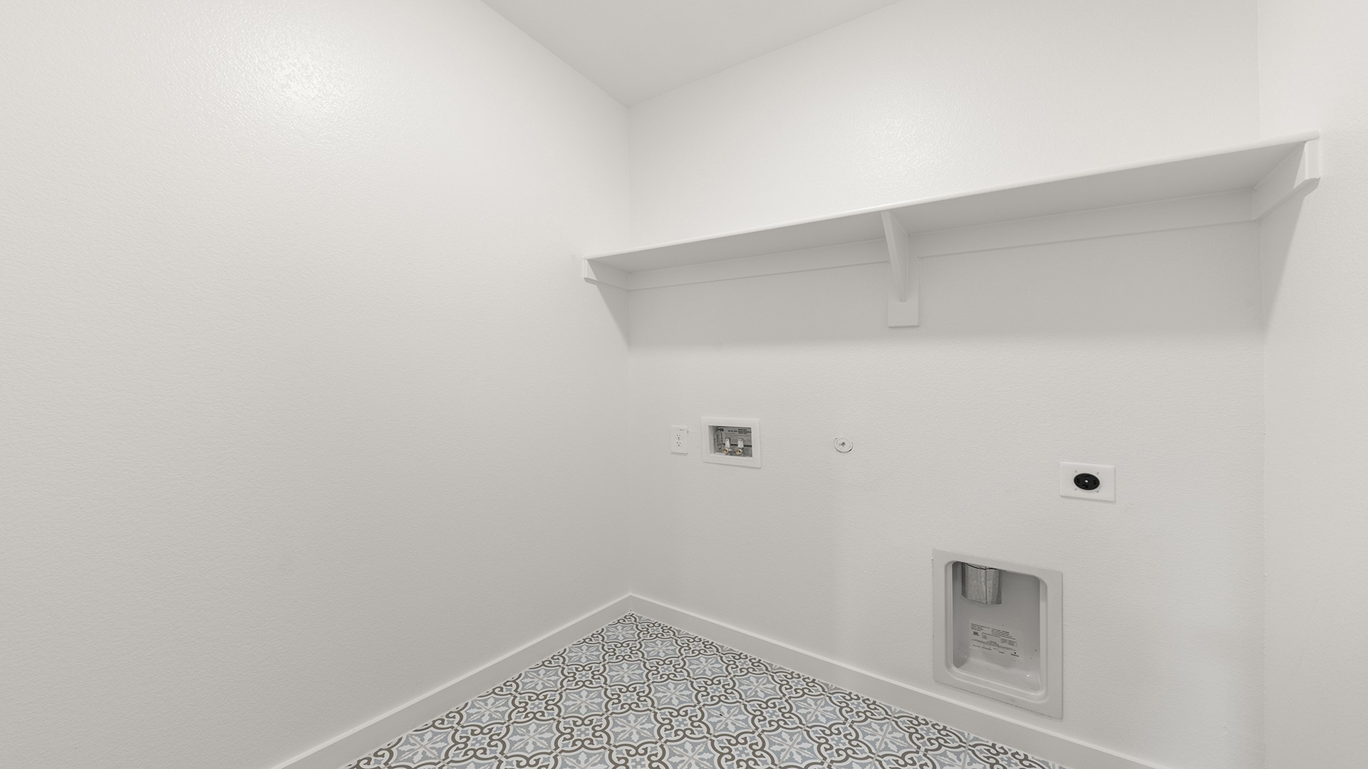 1412 Elle Lane Aubrey TX 76227
