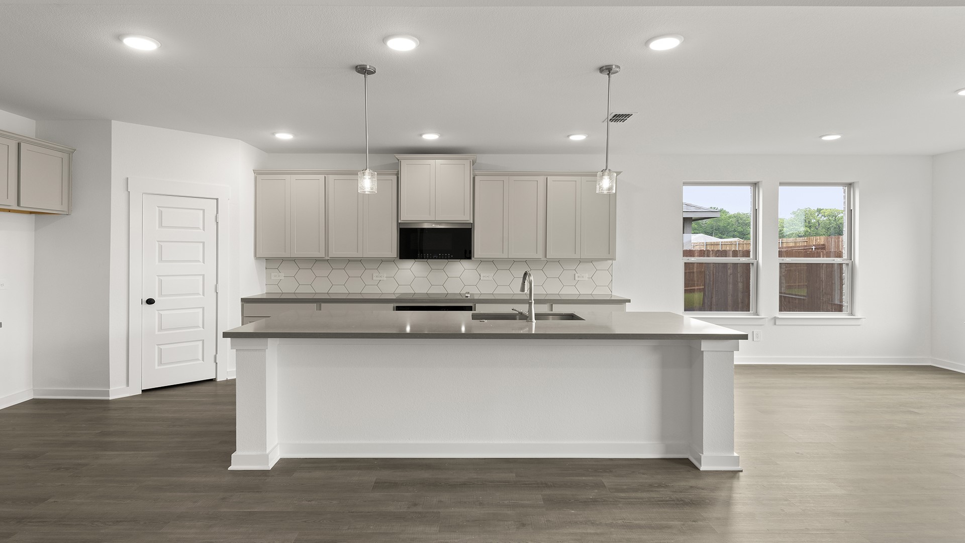 1412 Elle Lane Aubrey TX 76227