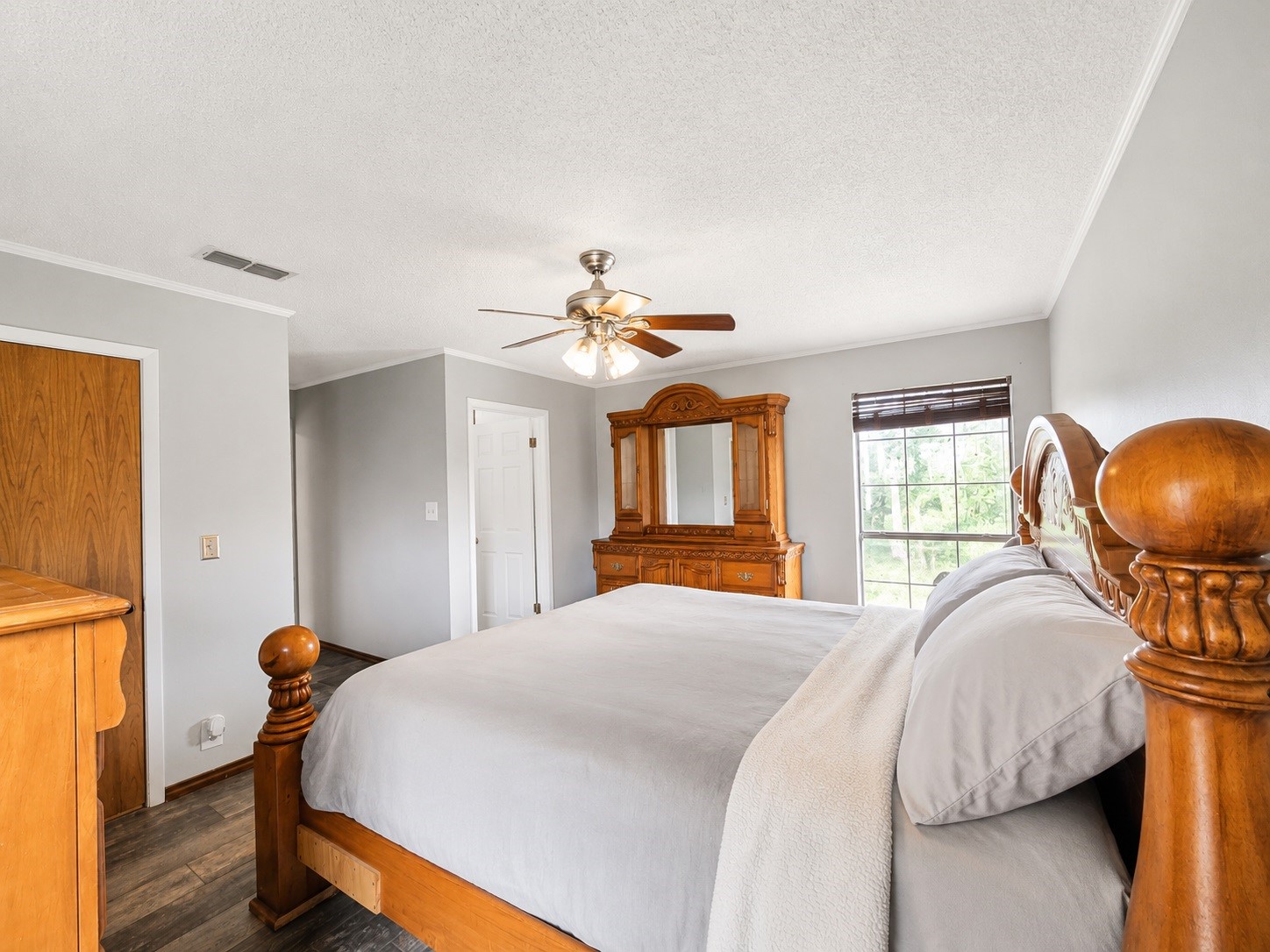5211 Vz County Road 1222 Grand Saline TX 75140