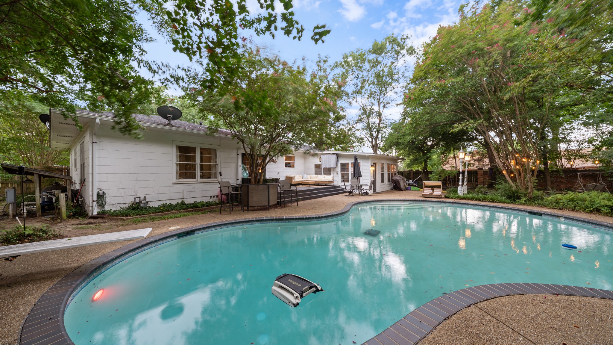 518 W Kansas Street Van TX 75790