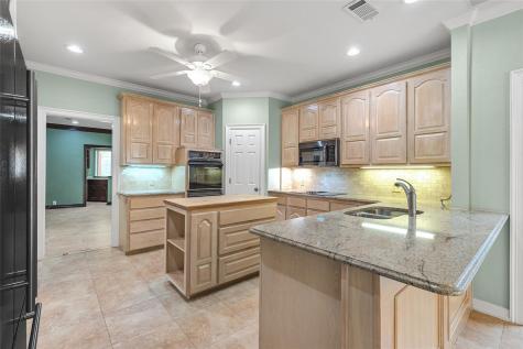 6400 Creekside Drive Greenville TX 75402