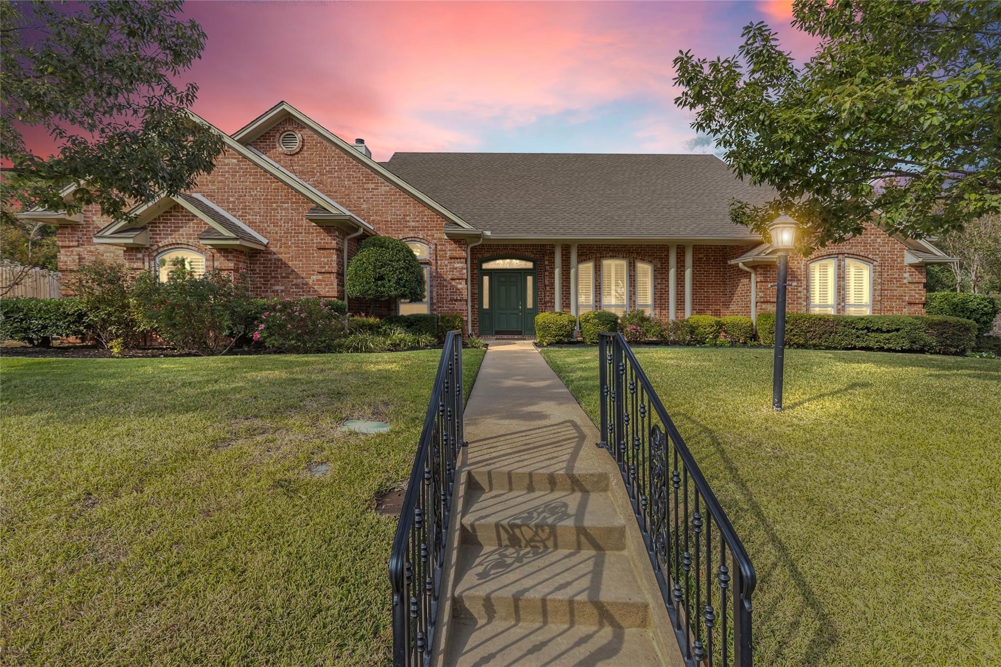 6400 Creekside Drive Greenville TX 75402